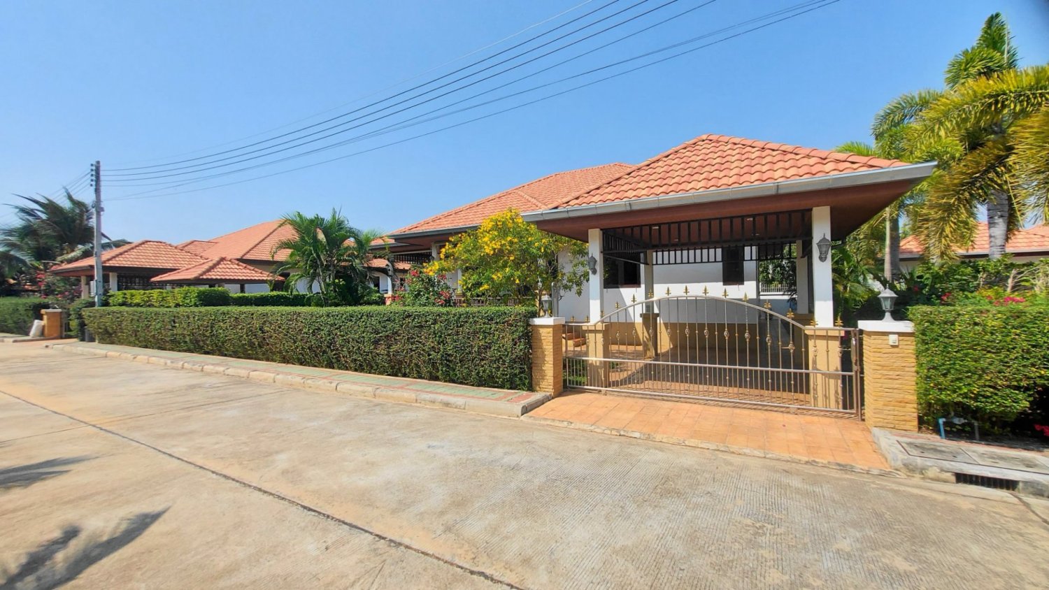 3 bedrooms Villa in Hua Hin, Thailand No. 4170