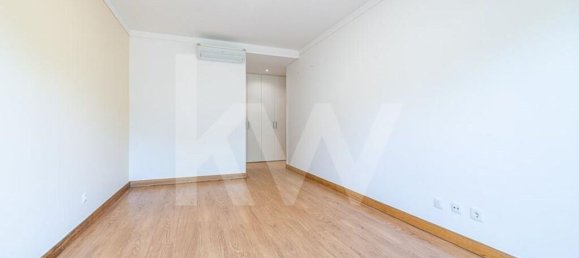 3 chambres Appartement à Cascais, Portugal No. 77104 4