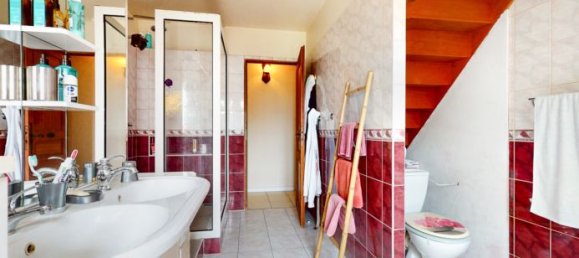 5 bedrooms House in Arnieres-sur-Iton, France No. 277281 15