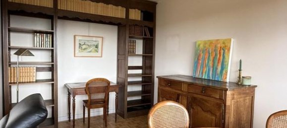 3 bedrooms Apartment in Cholet, France No. 289351 2