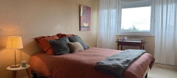 3 bedrooms Apartment in Cholet, France No. 289351 6