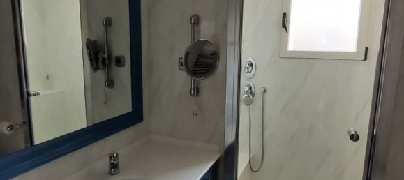 4 bedrooms Penthouse in Benidorm, Spain No. 2462 10