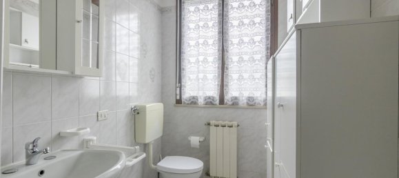 6 rooms House in Russi, Italy No. 14856 12