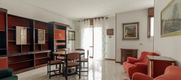 6 rooms House in Russi, Italy No. 14856 8