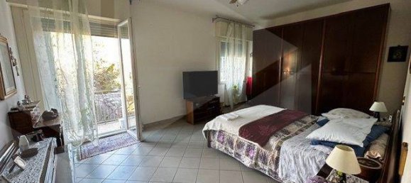Apartamento de 4 divisões em Bologna, Italy N.º 18930 51