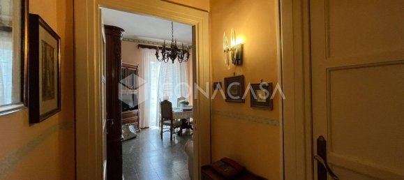 2 Schlafzimmer Wohnung in Bari, Italy, Nr. 262779 10