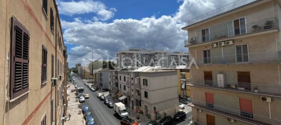 2 Schlafzimmer Wohnung in Bari, Italy, Nr. 262779 37