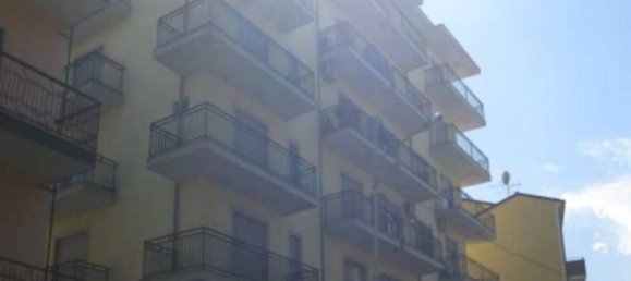5 bedrooms Apartment in Roggiano Gravina, Italy No. 345980 2