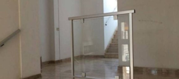 5 bedrooms Apartment in Roggiano Gravina, Italy No. 345980 3
