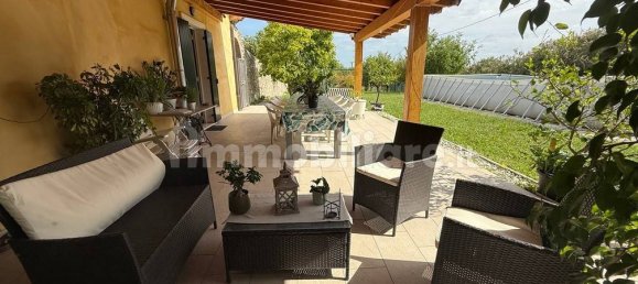 3 Schlafzimmer Villa in Sona, Italy, Nr. 340932 5