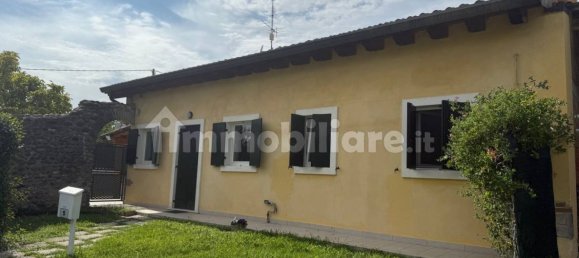 3 Schlafzimmer Villa in Sona, Italy, Nr. 340932 7
