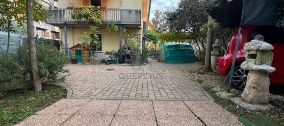 4 rooms Villa in Verona, Italy No. 232637 2