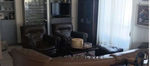 3 bedrooms Apartment in Biella, Italy No. 381116 3