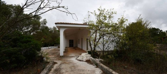 3 bedrooms Villa in Ceglie Messapica, Italy No. 91223 2