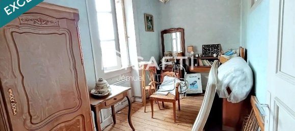 3 bedrooms House in Juvigne, France No. 289333 12