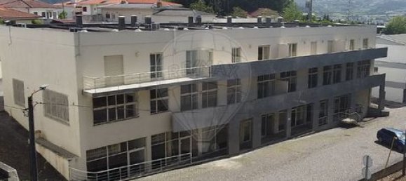 Building in Moreira de Conegos, Portugal No. 190080 13