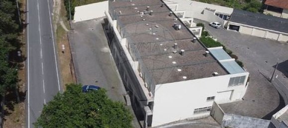 Building in Moreira de Conegos, Portugal No. 190080 9