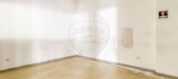 Building in Moreira de Conegos, Portugal No. 190080 30