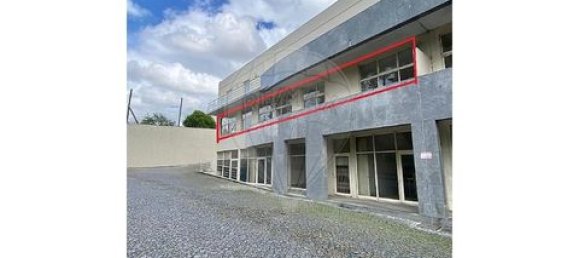 Building in Moreira de Conegos, Portugal No. 190080 2