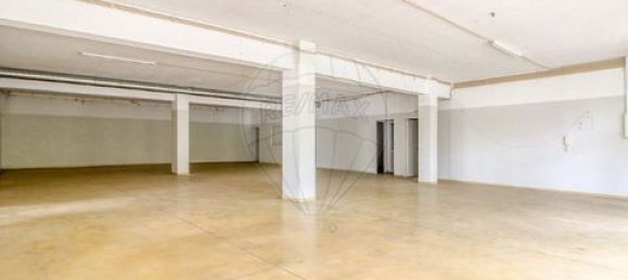 Building in Moreira de Conegos, Portugal No. 190080 22