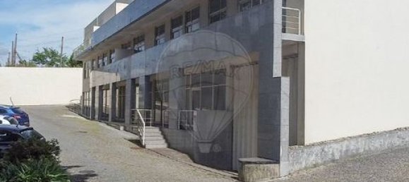 Building in Moreira de Conegos, Portugal No. 190080 17