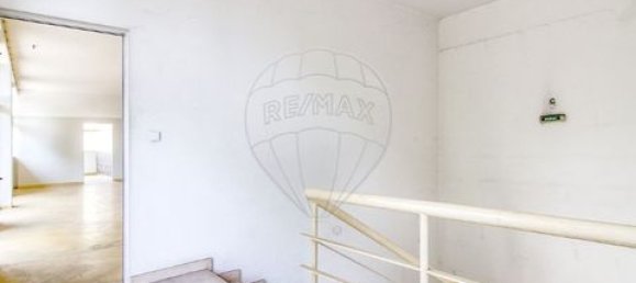 Building in Moreira de Conegos, Portugal No. 190080 34