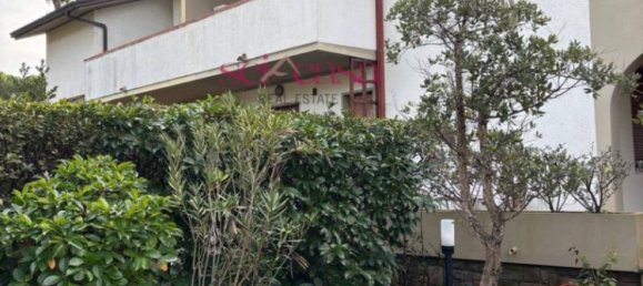 Вилла с 3 спальнями в Гроссето, Италия № 175362 4