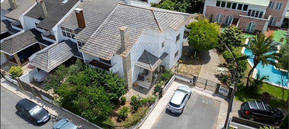 Casa de 6 dormitorios en Cascais, Portugal No. 47131 2