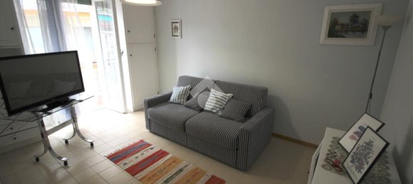 Apartamento de 2 habitaciónes en Sanremo, Italy No. 6514 17