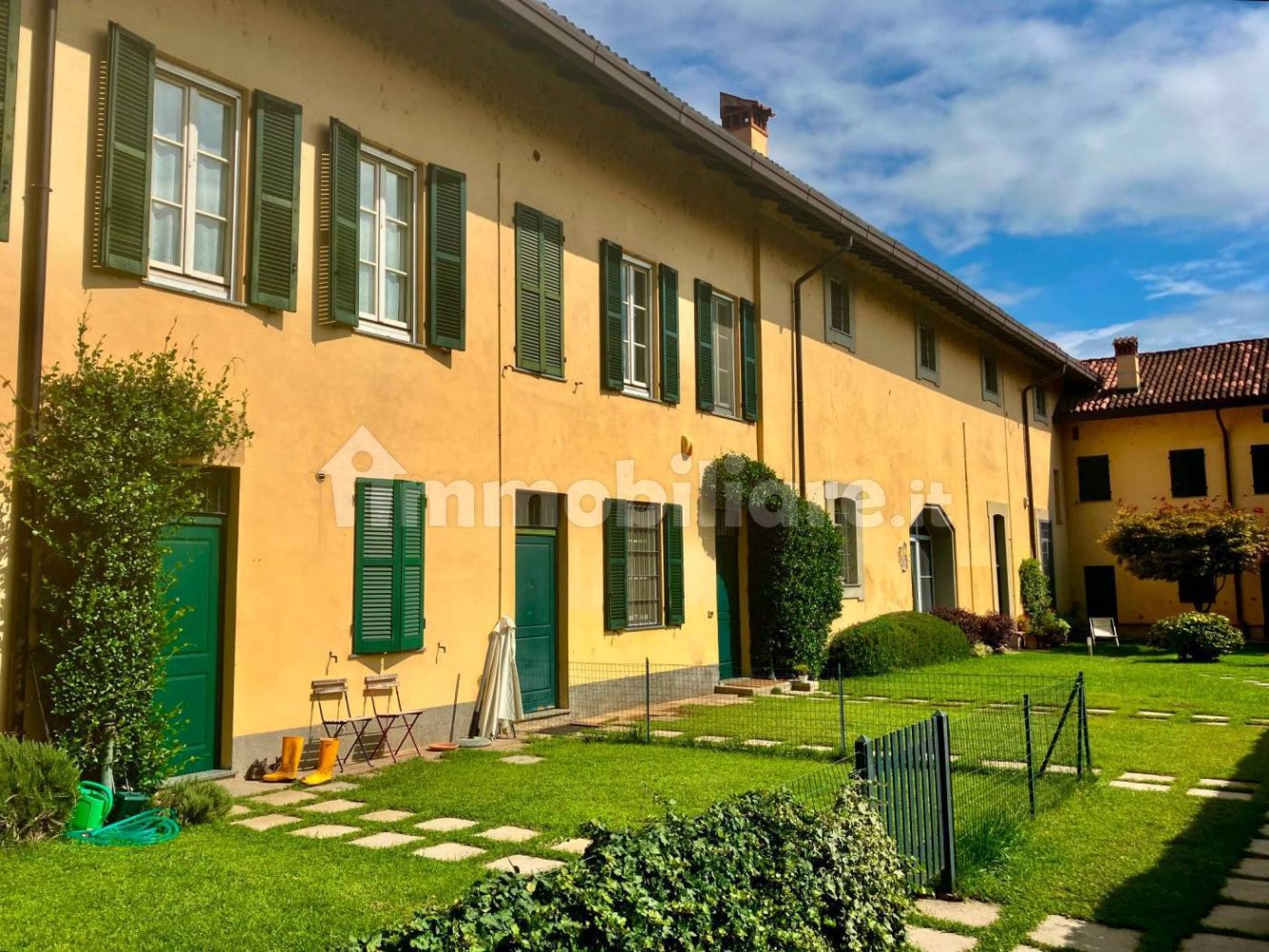 1 bedroom Apartment in Cassinetta di Lugagnano, Italy No. 374989