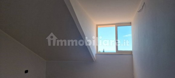 3 Schlafzimmer Wohnung in Aci Sant'Antonio, Italy, Nr. 287849 24