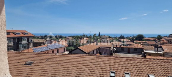 3 Schlafzimmer Wohnung in Aci Sant'Antonio, Italy, Nr. 287849 26