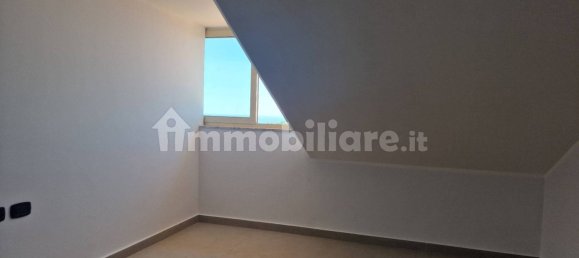 3 Schlafzimmer Wohnung in Aci Sant'Antonio, Italy, Nr. 287849 20