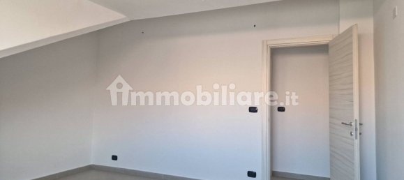 3 Schlafzimmer Wohnung in Aci Sant'Antonio, Italy, Nr. 287849 32