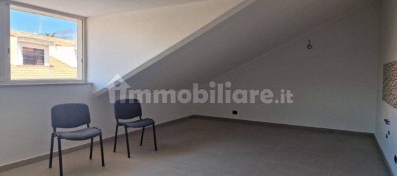 3 Schlafzimmer Wohnung in Aci Sant'Antonio, Italy, Nr. 287849 4
