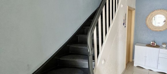 4 bedrooms House in Village-Neuf, France No. 245463 7