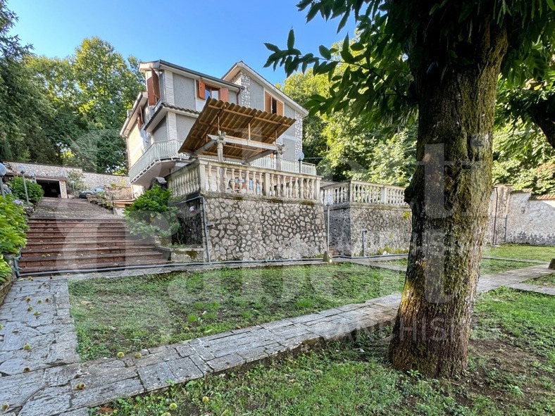 3 bedrooms Apartment in Segni, Italy No. 143356