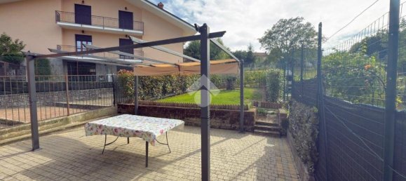 2 bedrooms House in Giaveno, Italy No. 302361 2