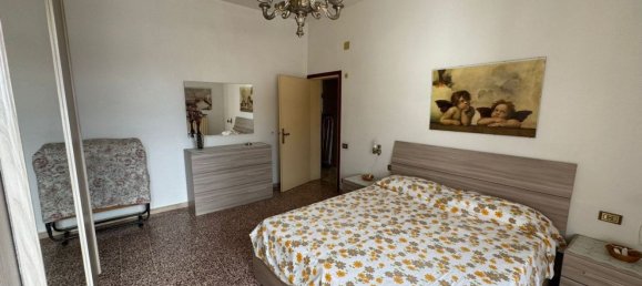 3 bedrooms Apartment in Follonica, Italy No. 381647 3