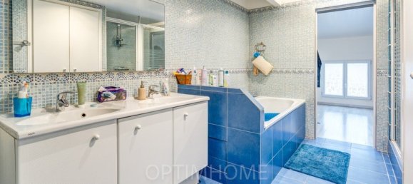 5 bedrooms Villa in Chatou, France No. 184168 30