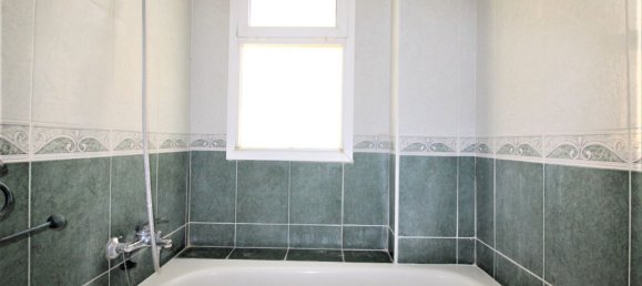 3 bedrooms Townhouse in Estepona, Spain No. 24563 19