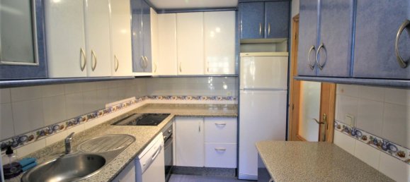 3 bedrooms Townhouse in Estepona, Spain No. 24563 8