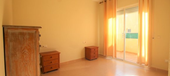 3 bedrooms Townhouse in Estepona, Spain No. 24563 4