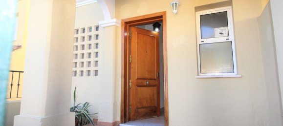 3 bedrooms Townhouse in Estepona, Spain No. 24563 5
