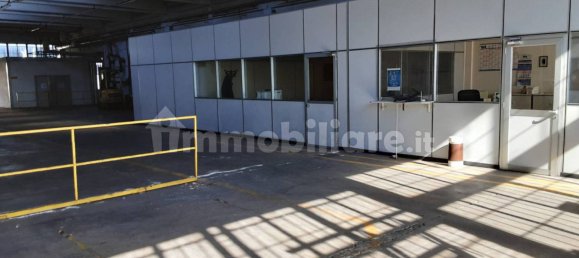 Armazém de 4 divisões em Trezzano sul Naviglio, Italy N.º 138385 6