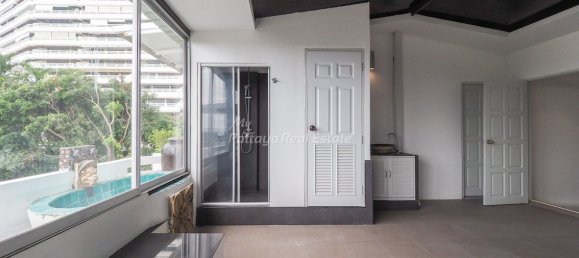 8 Schlafzimmer Stadthaus in Bang Lamung, Thailand, Nr. 57835 20