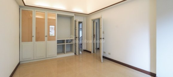 8 Schlafzimmer Stadthaus in Bang Lamung, Thailand, Nr. 57835 6