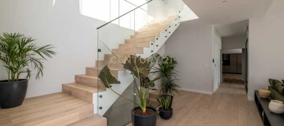 6 bedrooms Villa in Limassol, Cyprus No. 18927 6