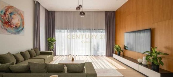 6 bedrooms Villa in Limassol, Cyprus No. 18927 12