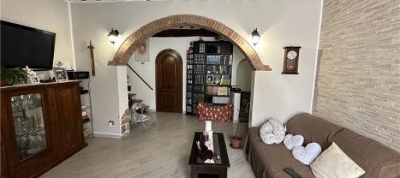 3 rooms Apartment in Montelupo Fiorentino, Italy No. 29217 7